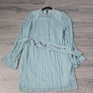 Elegant Blue Pleated Dress